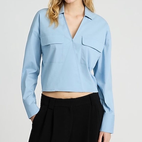 NWT Express Double Pocket V-Neck Surplice Cropped Top Glacier Blue Sz S - Picture 1 of 5
